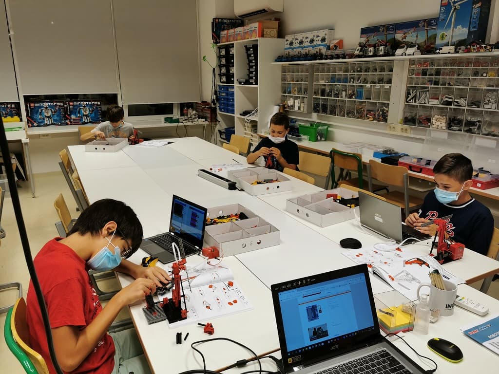 Počele su radionice robotike u novoj školskoj godini 2020./2021.